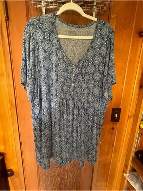 croft & barrow Blue Paisley V-Neck Button Front Blouse